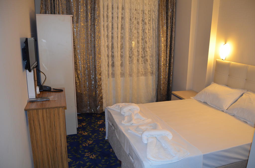 Hilton Garden Inn Istanbul Atatuerk Airport Buitenkant foto