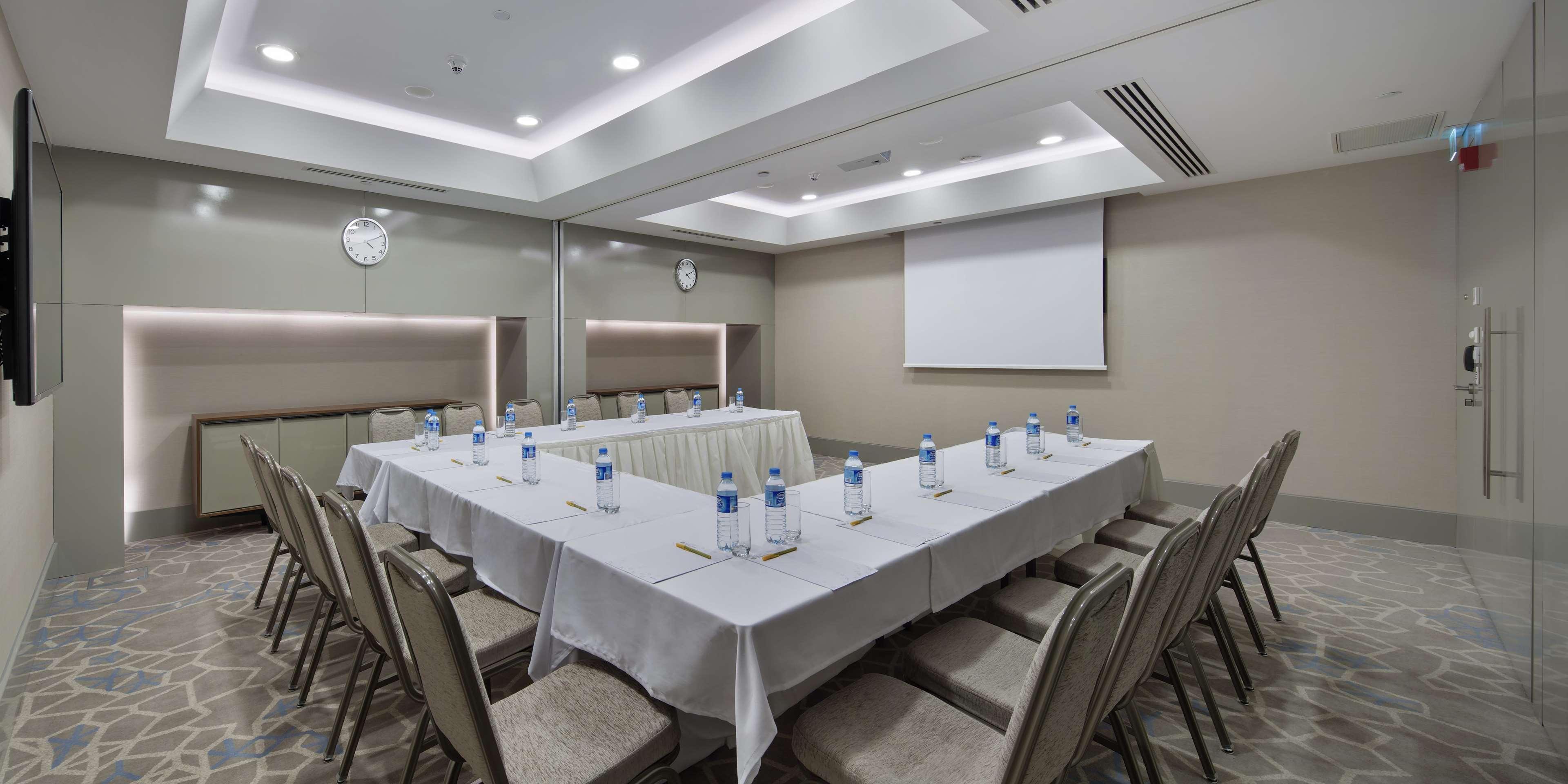 Hilton Garden Inn Istanbul Atatuerk Airport Buitenkant foto