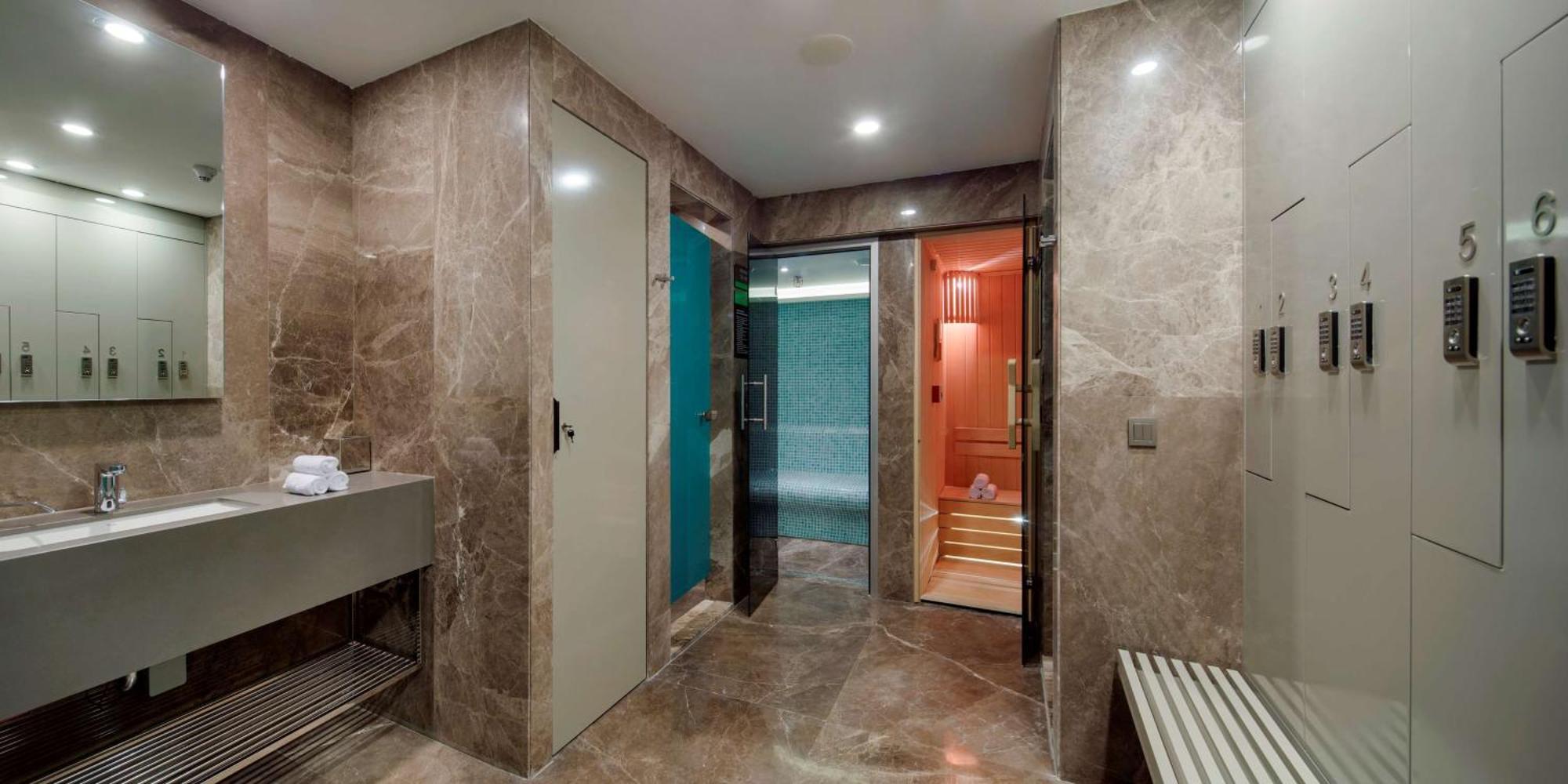 Hilton Garden Inn Istanbul Atatuerk Airport Buitenkant foto