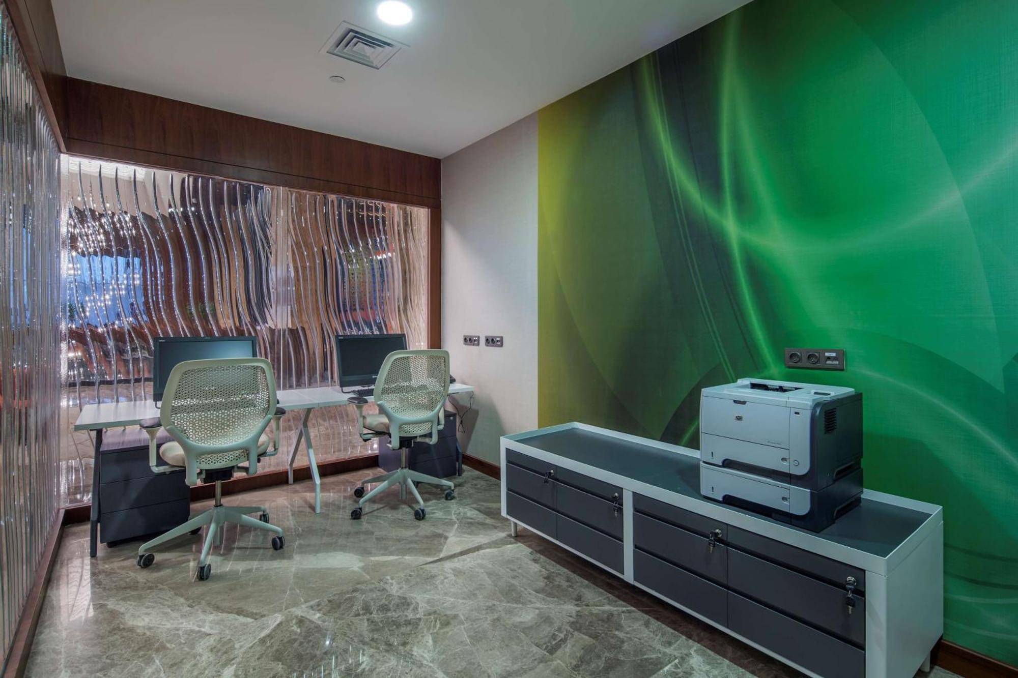 Hilton Garden Inn Istanbul Atatuerk Airport Buitenkant foto