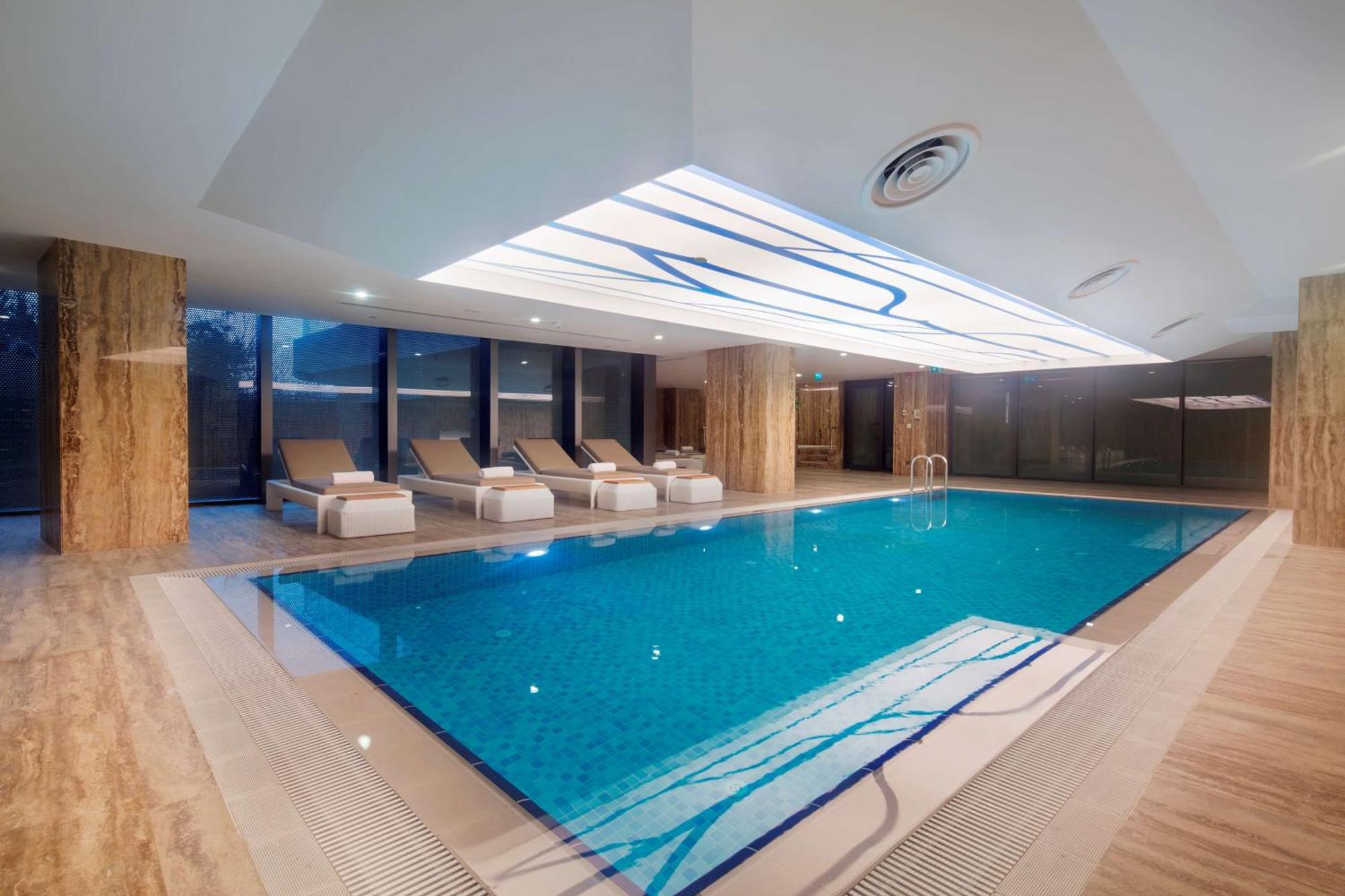 Hilton Garden Inn Istanbul Atatuerk Airport Buitenkant foto