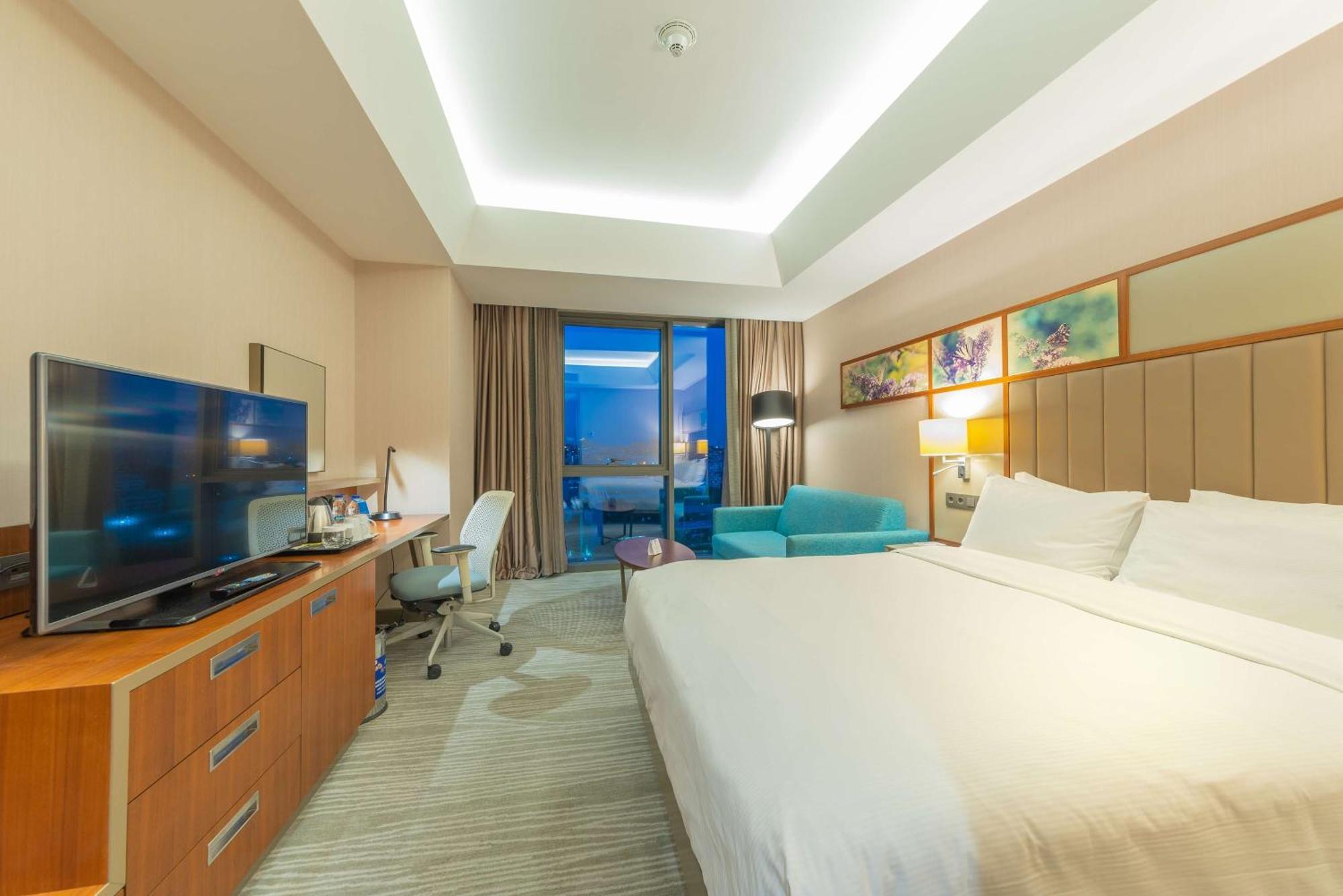 Hilton Garden Inn Istanbul Atatuerk Airport Buitenkant foto