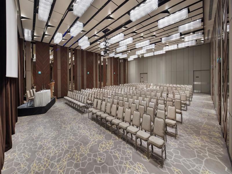 Hilton Garden Inn Istanbul Atatuerk Airport Buitenkant foto